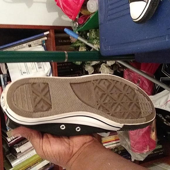 Shoes(converse allstars - Picture 3 of 4